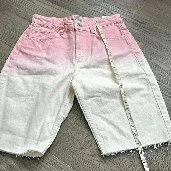 ✨🆕Zara🆕✨ | Pink and white  ombré Bermuda Jean shorts - Picture 7 of 11